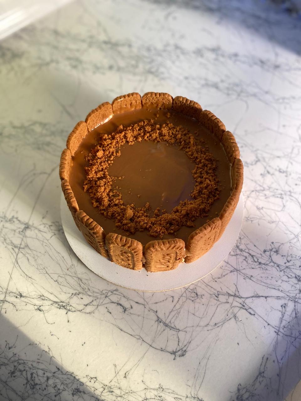 كيك كاسترد باللوتس